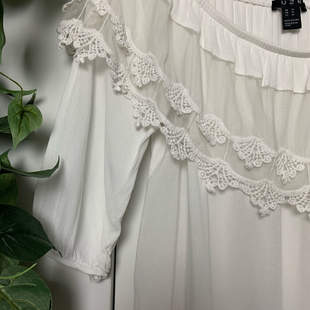 Off-Shoulder White Shirt - Picture 4 of 12